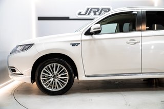 MITSUBISHI Outlander 2.4 PHEV Kaiteki Auto 4WD