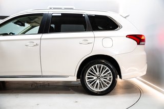 MITSUBISHI Outlander 2.4 PHEV Kaiteki Auto 4WD