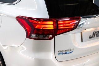 MITSUBISHI Outlander 2.4 PHEV Kaiteki Auto 4WD
