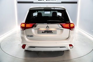 MITSUBISHI Outlander 2.4 PHEV Kaiteki Auto 4WD
