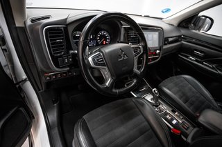 MITSUBISHI Outlander 2.4 PHEV Kaiteki Auto 4WD