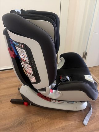 Silla de coche Chicco negra