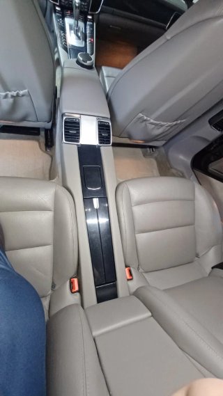 porche panamera 2011