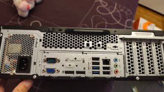 PC Lenovo i5 24GB RAM SSD 480GB y monitor 19"