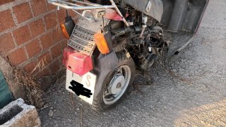 Lote de tres Suzuki Lido 75cc y motor 50cc
