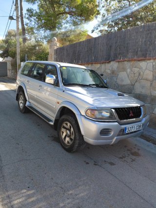 Mitsubishi Montero 2002