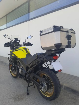 SUZUKI VSTROM 650 XT ADVENTURE ● IMPECABLE ● EXTRA