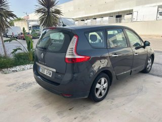 Renault Scenic 2011