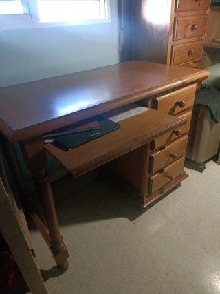 Escritorio madera provenzal cajones