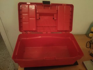 Caja de herramientas roja