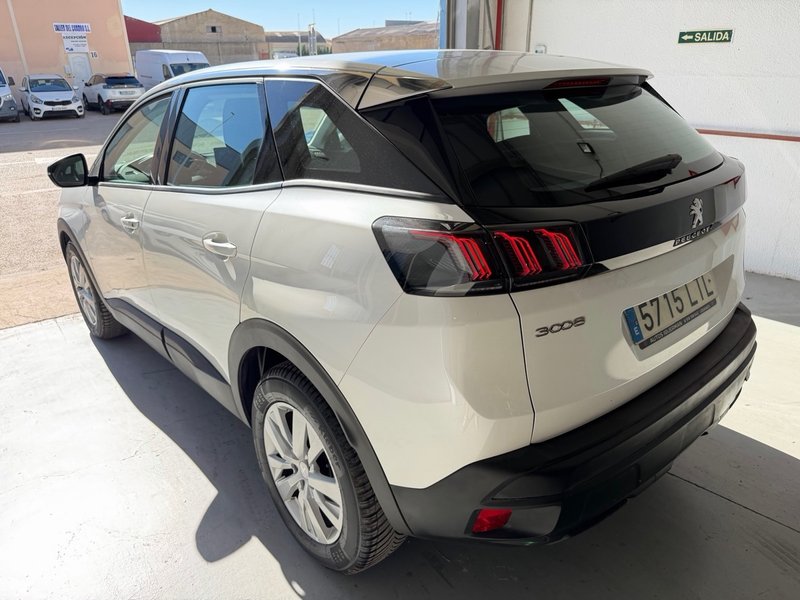 Peugeot 3008 Allure Pack BlueHDi S&S EAT8 2022, foto 17