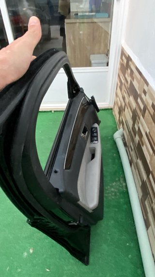 Puerta Delantera Izquierda Mercedes-Benz Clase E