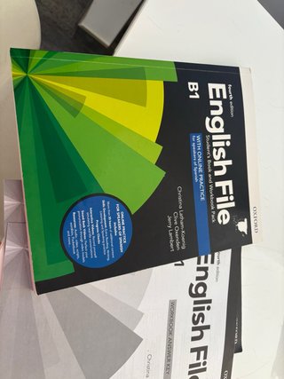 English File Intermediate