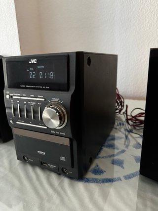 Minicadena JVC UX-G46 · CD MP3 USB Radio y mando