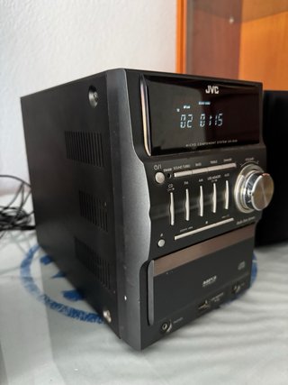 Minicadena JVC UX-G46 · CD MP3 USB Radio y mando