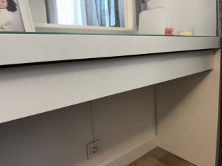 Tocador Malm con espejo y luces
