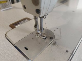 Máquina de coser Kingtex KL-5550N incluye foco LED