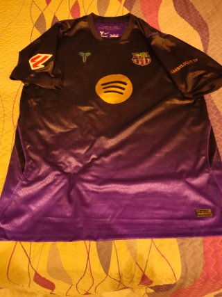 Camiseta Nike Fútbol Negra y Morada