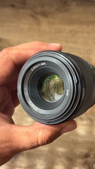 Sony A7 III + Lente FE 1.8/50 + Cage