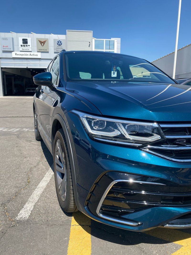 Volkswagen Tiguan R-Line 2.0 TSI DSG 4Motion (2021) 2022