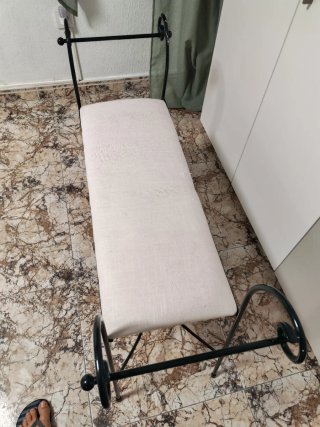Banqueta Hierro Forjado Diseño Ruedas