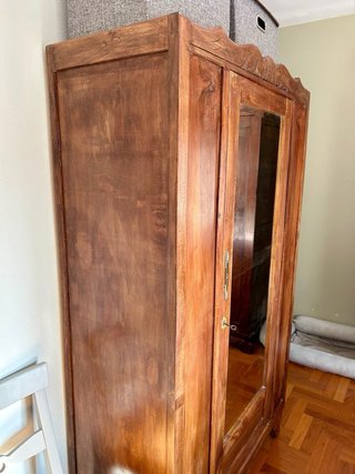 Armario antiguo madera maciza