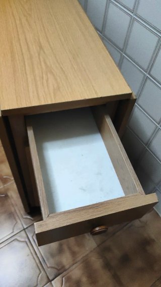 Mesa plegable cocina con ruedas y almacenaje