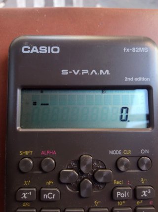 Calculadora Científica Casio fx-82MS