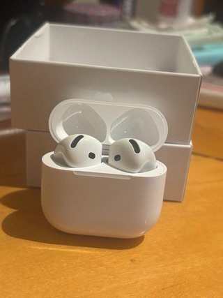 AirPods 4 Apple Blancos