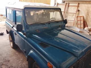 Land Rover santana  1994