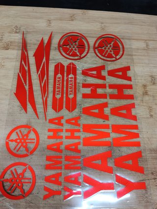 Lámina Pegatinas Yamaha Doradas