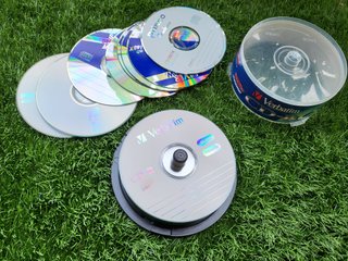 Bobina CDs Verbatim y Princo 700MB 148X