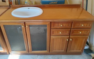 Mueble  con lavabo Hecho a mano