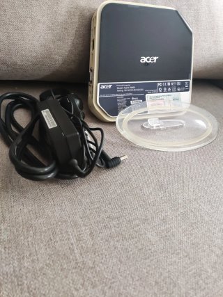 Acer Aspire Revo 3600 Computer