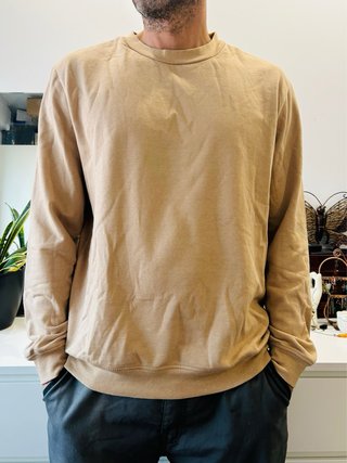 Sudadera básica de cuello redondo de Bershka