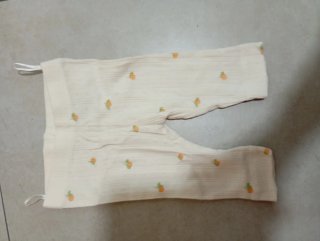 Conjunto Body bebé H&M estampado naranja
