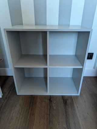 Estantería Eket Ikea 4 cubos rosa y gris