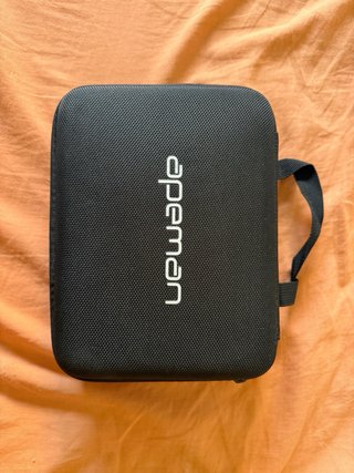 Cámara Deportiva Apeman con Accesorios