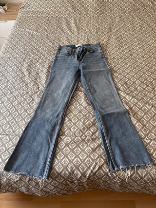 Pantalones Zara Talle 36 Flare