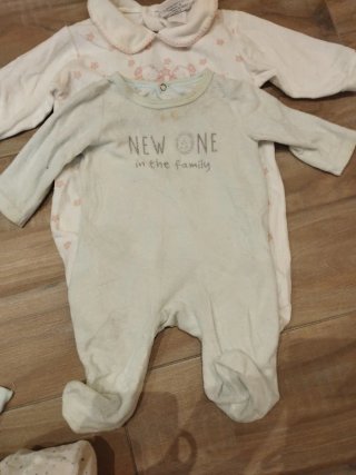LOTE 2: Pijamas Bebé