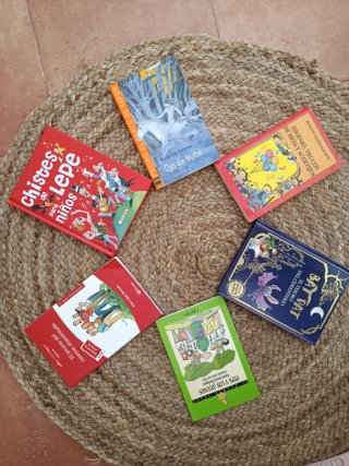 Pack de libros de lectura infantil/ adolescentes.