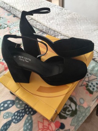 Zapatos New Youth tacón alto negros talla 39