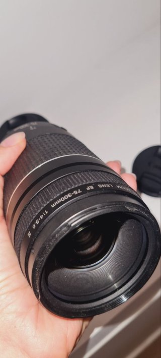 Canon EOS Rebel T7 + 3 Lentes