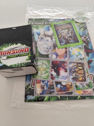 Pack Topps Monsuno Combat Chaos Stickers Álbum