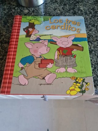Libro cuento los tres cerditos