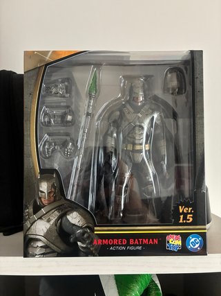 Mafex Armored Batman Ver. 1.5 Action Figure