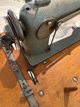 Máquina de coser antigua ŁUCZNIK