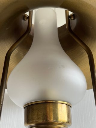Antica lampada navale in legno e ottone
