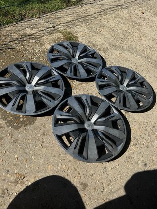 Tapacubos Peugeot 208 Llanta 16 (4 uds)