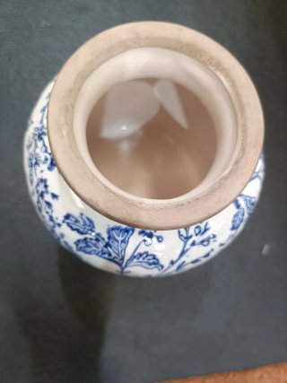 Jarrón azul y blanco 17 cm